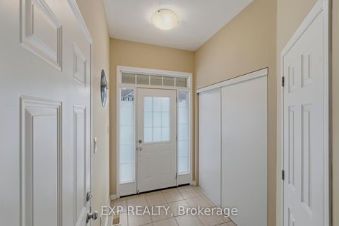 Photo 16 at 118 Laramie Crescent, Nepean (Stonebridge), Ottawa