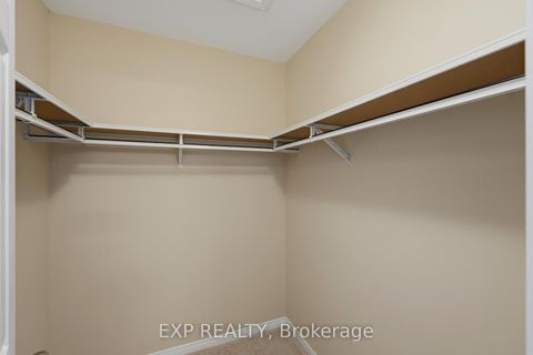 Photo 23 at 118 Laramie Crescent, Nepean (Stonebridge), Ottawa