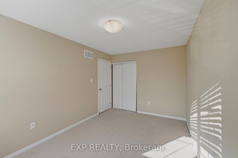 Photo 27 at 118 Laramie Crescent, Nepean (Stonebridge), Ottawa