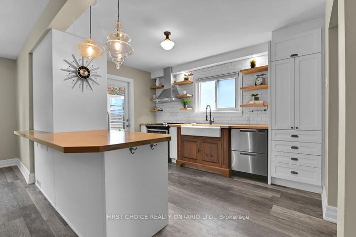 Photo 4 at 9 Huron Avenue, Ottawa West, Ottawa