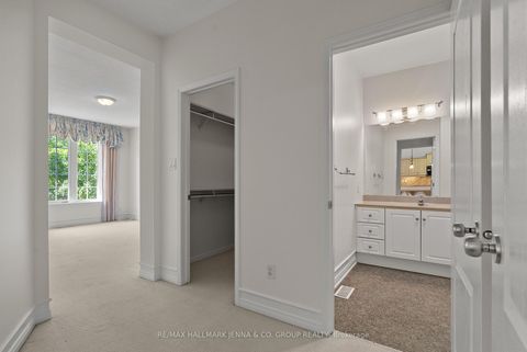Photo 14 at 110 Heathercrest Private, Nepean (Stonebridge), Ottawa