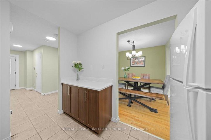 Photo 11 at 69 ROYAL FIELD Crescent, Nepean (Longfields), Ottawa