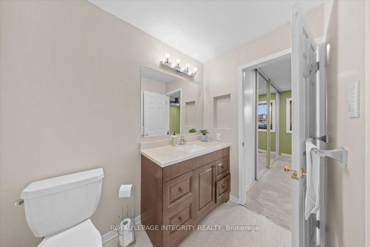 Photo 20 at 69 ROYAL FIELD Crescent, Nepean (Longfields), Ottawa