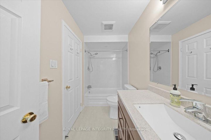 Photo 21 at 69 ROYAL FIELD Crescent, Nepean (Longfields), Ottawa