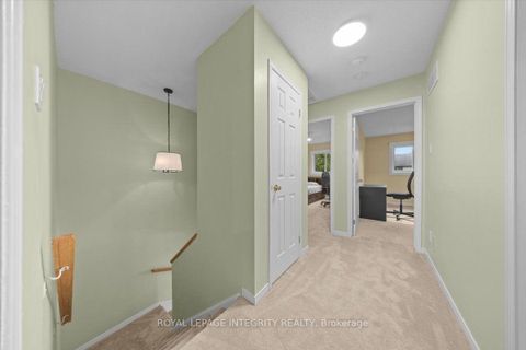 Photo 15 at 69 ROYAL FIELD Crescent, Nepean (Longfields), Ottawa