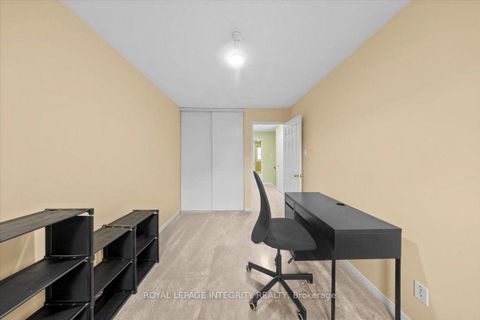 Photo 25 at 69 ROYAL FIELD Crescent, Nepean (Longfields), Ottawa