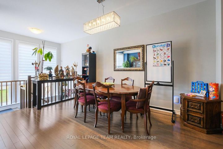 Photo 6 at 253 Fergus Crescent, Nepean (Cedargrove/Fraserdale), Ottawa