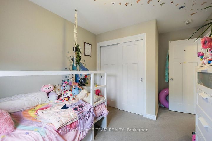 Photo 28 at 253 Fergus Crescent, Nepean (Cedargrove/Fraserdale), Ottawa