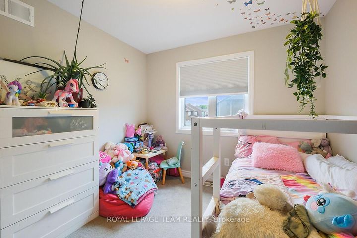 Photo 29 at 253 Fergus Crescent, Nepean (Cedargrove/Fraserdale), Ottawa