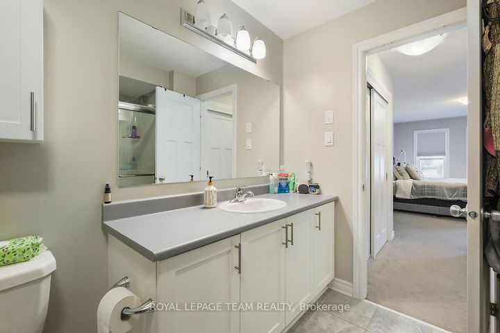 Photo 38 at 253 Fergus Crescent, Nepean (Cedargrove/Fraserdale), Ottawa