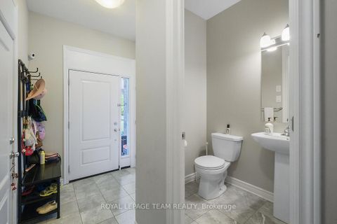 Photo 20 at 253 Fergus Crescent, Nepean (Cedargrove/Fraserdale), Ottawa
