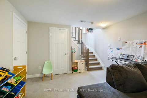 Photo 43 at 253 Fergus Crescent, Nepean (Cedargrove/Fraserdale), Ottawa
