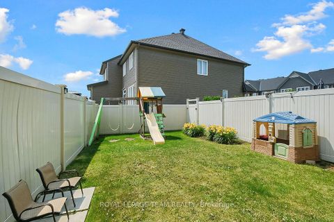 Photo 46 at 253 Fergus Crescent, Nepean (Cedargrove/Fraserdale), Ottawa