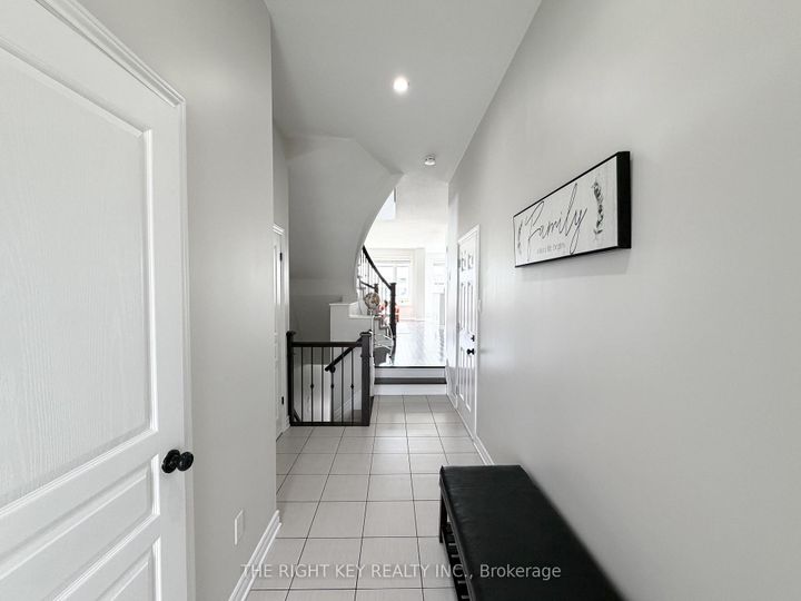 Photo 2 at 100 Popplewell Crescent, Nepean (Cedargrove/Fraserdale), Ottawa