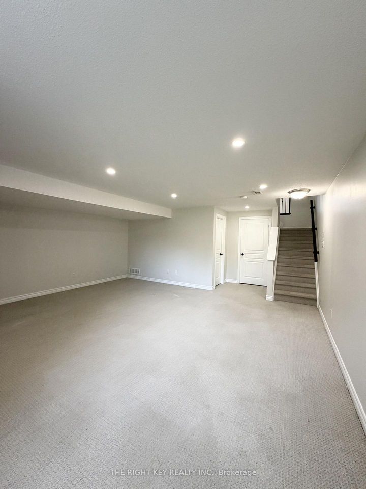 Photo 14 at 100 Popplewell Crescent, Nepean (Cedargrove/Fraserdale), Ottawa