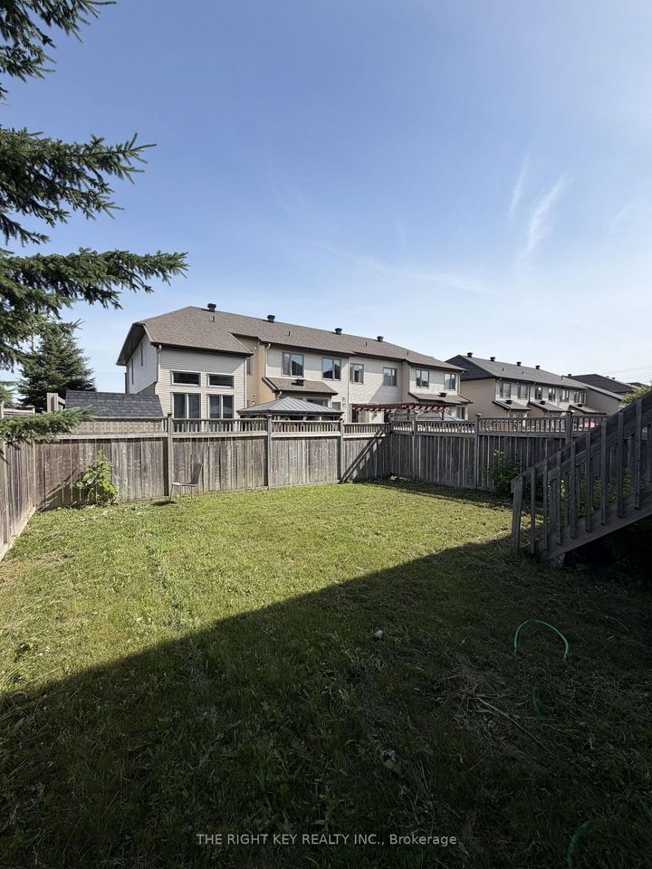 Photo 18 at 100 Popplewell Crescent, Nepean (Cedargrove/Fraserdale), Ottawa