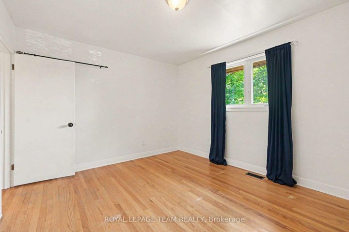 Photo 19 at 3 Donna Street, Nepean (Meadowlands/Crestview), Ottawa