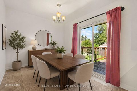 Photo 9 at 3 Donna Street, Nepean (Meadowlands/Crestview), Ottawa
