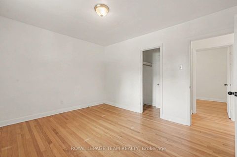 Photo 20 at 3 Donna Street, Nepean (Meadowlands/Crestview), Ottawa