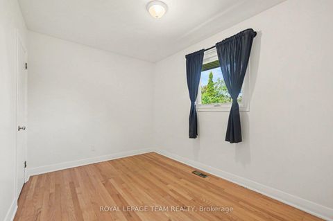 Photo 21 at 3 Donna Street, Nepean (Meadowlands/Crestview), Ottawa