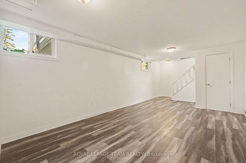 Photo 25 at 3 Donna Street, Nepean (Meadowlands/Crestview), Ottawa