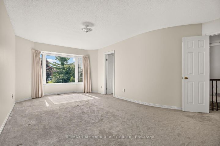 Photo 21 at 38 Bateman Drive, Nepean (Manordale), Ottawa