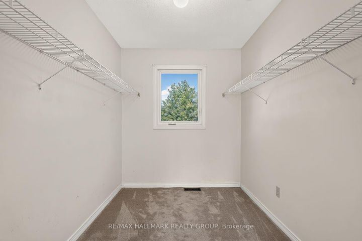 Photo 26 at 38 Bateman Drive, Nepean (Manordale), Ottawa