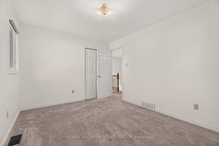 Photo 30 at 38 Bateman Drive, Nepean (Manordale), Ottawa