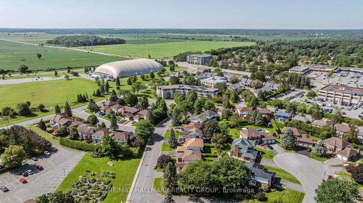 Photo 48 at 38 Bateman Drive, Nepean (Manordale), Ottawa