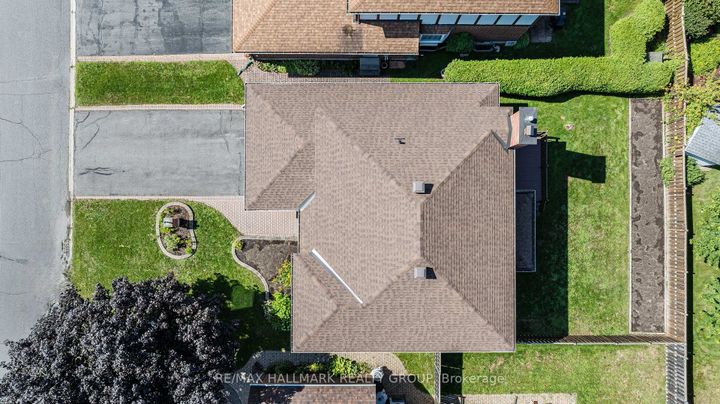 Photo 49 at 38 Bateman Drive, Nepean (Manordale), Ottawa