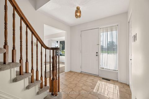 Photo 4 at 38 Bateman Drive, Nepean (Manordale), Ottawa
