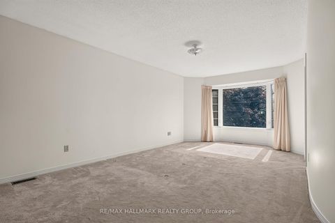 Photo 23 at 38 Bateman Drive, Nepean (Manordale), Ottawa