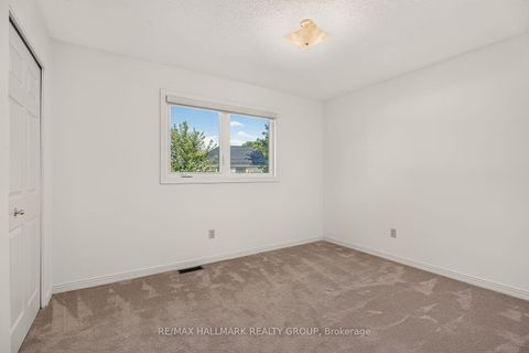 Photo 27 at 38 Bateman Drive, Nepean (Manordale), Ottawa