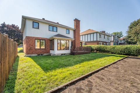 Photo 37 at 38 Bateman Drive, Nepean (Manordale), Ottawa