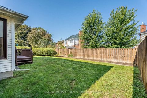 Photo 38 at 38 Bateman Drive, Nepean (Manordale), Ottawa