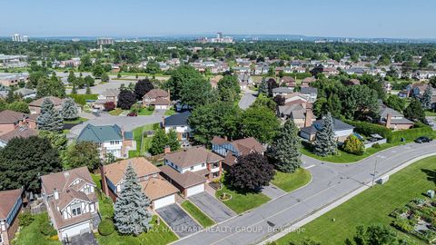 Photo 45 at 38 Bateman Drive, Nepean (Manordale), Ottawa
