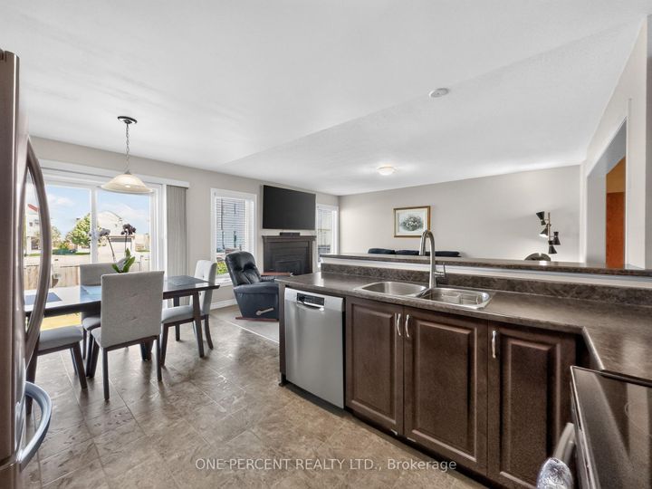 Photo 14 at 357 Sweet Grass Circle, Nepean (Half Moon Bay), Ottawa