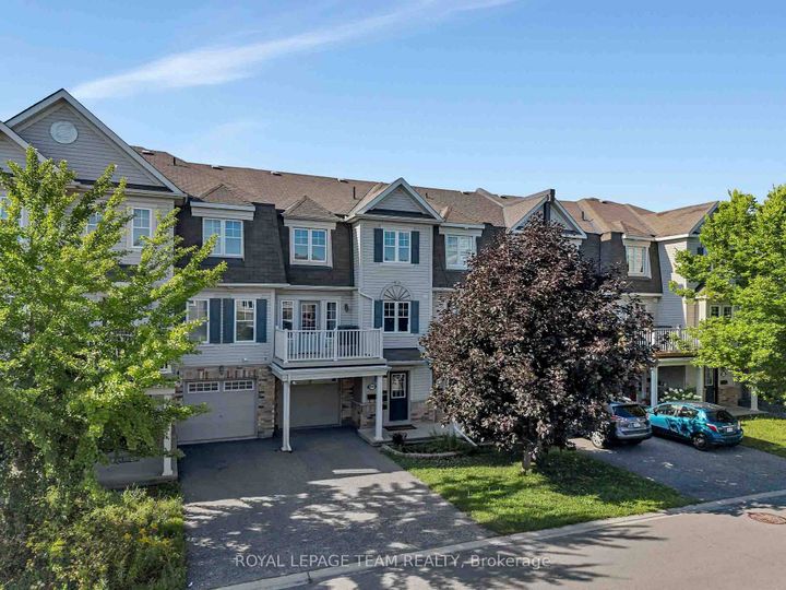 Photo 1 at 2555 Waterlilly Way, Nepean (Heritage Park), Ottawa