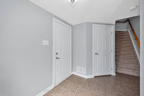 Photo 3 at 2555 Waterlilly Way, Nepean (Heritage Park), Ottawa