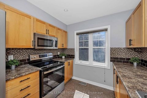Photo 16 at 2555 Waterlilly Way, Nepean (Heritage Park), Ottawa