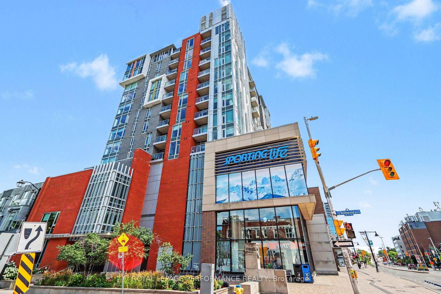 1008 - 118 Holmwood Avenue, Glebe, Ottawa 
