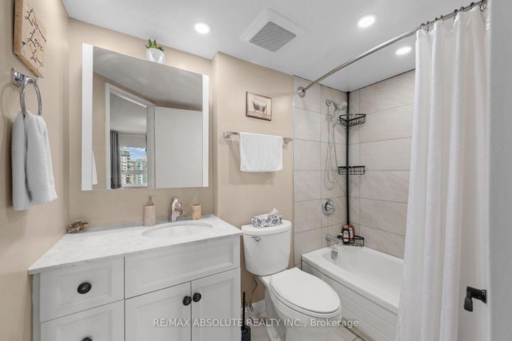 Photo 20 at 1109 - 80 Sandcastle Drive, Nepean (Leslie Park), Ottawa