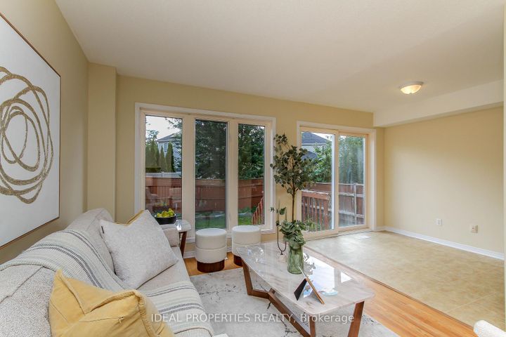 Photo 14 at 418 Beatrice Drive, Nepean (Longfields), Ottawa