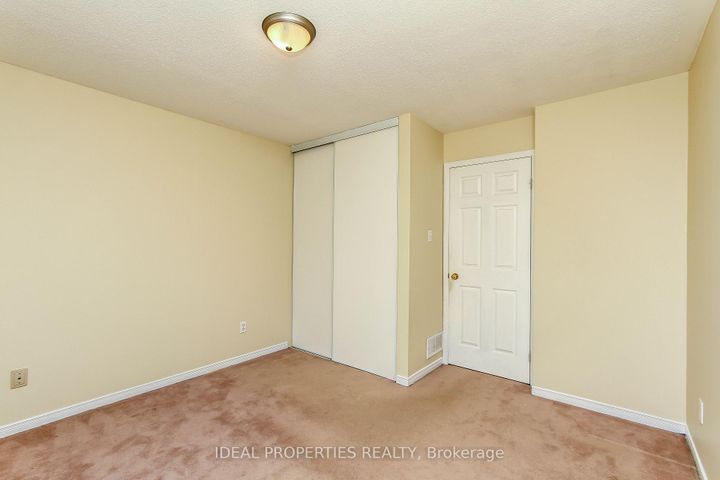 Photo 34 at 418 Beatrice Drive, Nepean (Longfields), Ottawa