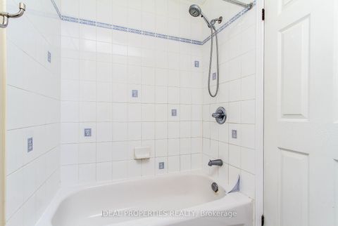 Photo 36 at 418 Beatrice Drive, Nepean (Longfields), Ottawa