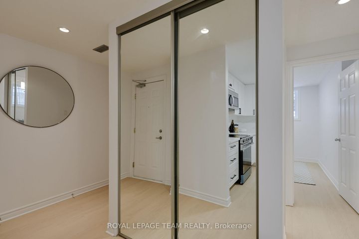 Photo 9 at 2 - 369 Paseo Private, Nepean (Centrepointe), Ottawa