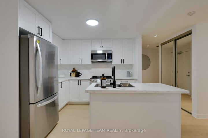 Photo 14 at 2 - 369 Paseo Private, Nepean (Centrepointe), Ottawa