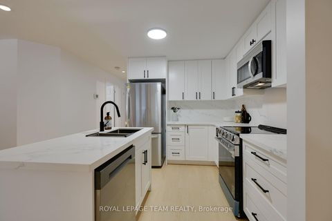 Photo 11 at 2 - 369 Paseo Private, Nepean (Centrepointe), Ottawa