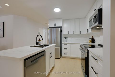 Photo 13 at 2 - 369 Paseo Private, Nepean (Centrepointe), Ottawa