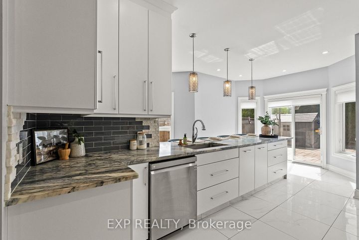 Photo 17 at 112 Redcliff Avenue, Nepean (Longfields), Ottawa